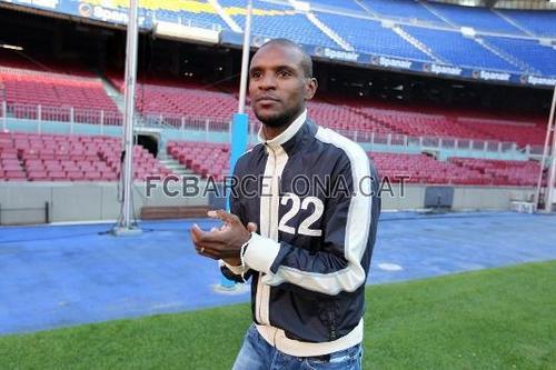 Abidal visited his friends during training