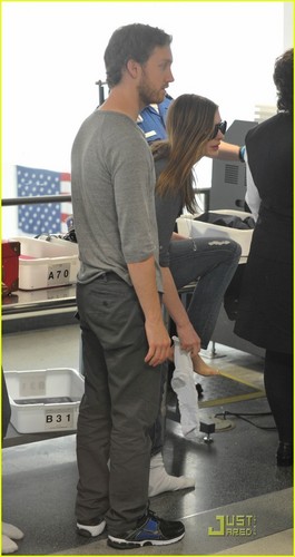  Anne Hathaway & Adam Shulman Jet Out of LAX