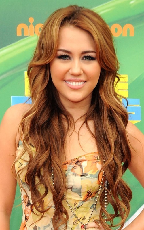 miley cyrus 2011. Miley @ 2011 Kids#39; Choice