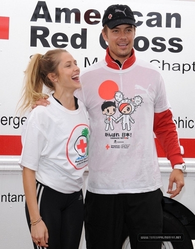  The American Red kreuz Youth Run for Japan Hosted Von Josh Duhamel