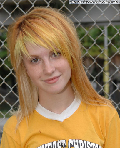  Yellow/Blonde Hair