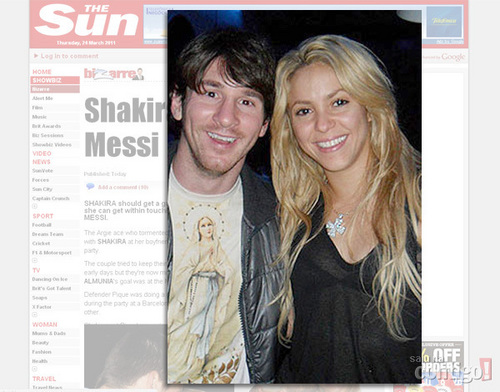  Messi! He conceal शकीरा adultery with येशु on a कमीज, शर्ट !!!!!