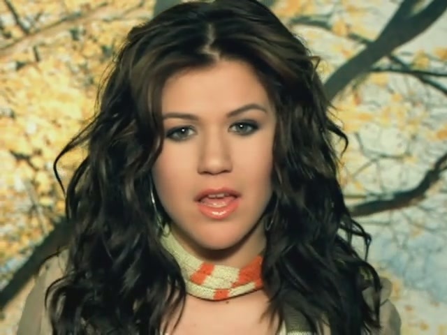 Miss Independent [Offical Video] - kelly-clarkson Screencap - Miss-Independent-Offical-Video-kelly-clarkson-20703269-640-480