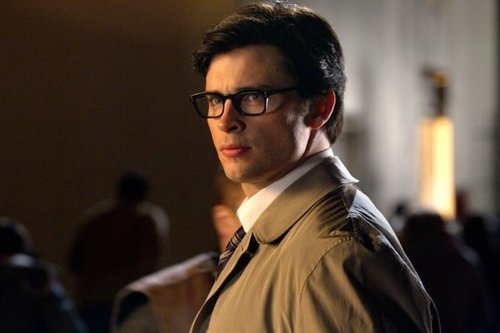  smallville - Episode 10.18 - Booster - Full Promotional foto