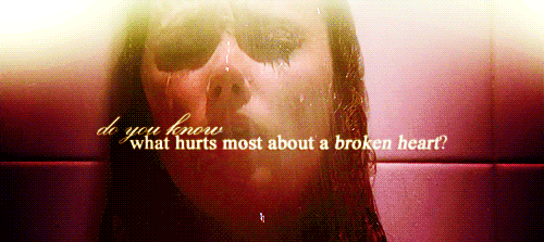  Do Ты know what hurts most about a broken сердце ?