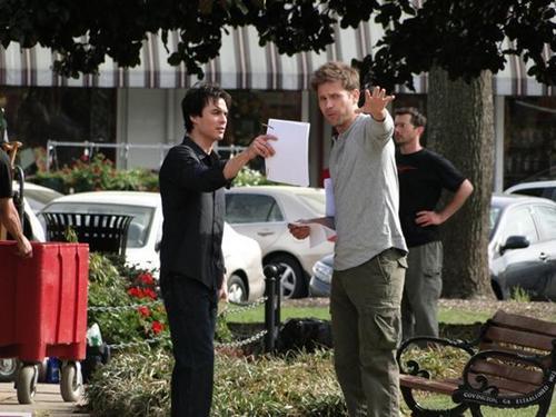  Ian Somerhalder - behind the scenes TVD [2x22]
