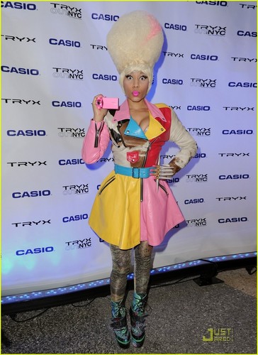 Nicki Minaj: Tryx Out Kickoff Party