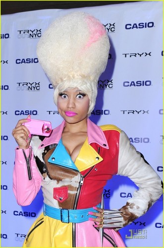  Nicki Minaj: Tryx Out Kickoff Party