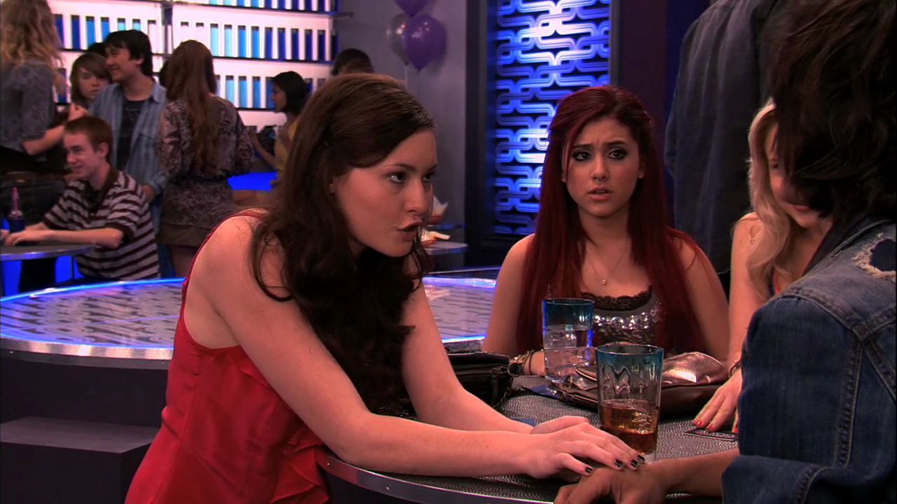 Ariana Grande Image: Victorious 1x13- Freak the Freak Out.