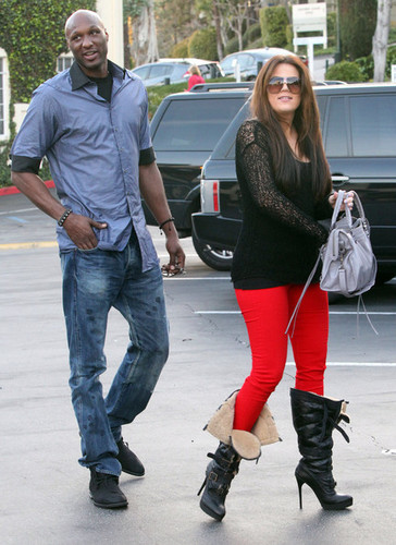 Khloe Kardashian And Lamar Odom Out For Lunch At Cafe Madrid 