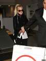 Lindsay Lohan Arriving JFK Airport and LAX Airport on 04/06  - lindsay-lohan photo