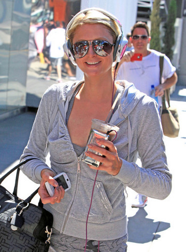  Paris Hilton Leaving The Equinox Gym In West Hollywood