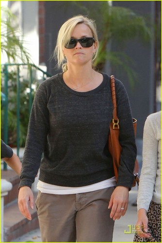 Reese Witherspoon: Checkup With the Kids!