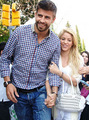 Shakira and Piqué :exaggerated exhibition of their love! - shakira photo