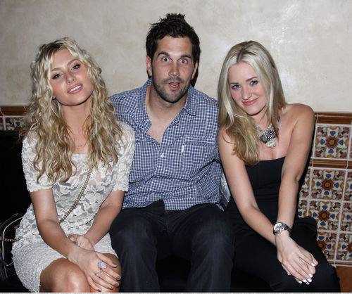 [April 16] At the Matt Leinart Foundation 3rd Annual Celebrity Golf Classic Welcome Party 