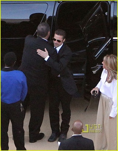  Brad Pitt: Brad Grey's Wedding Guest!