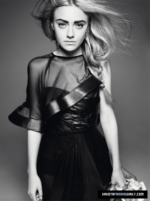  Dakota Fanning - Vogue Italia 2010