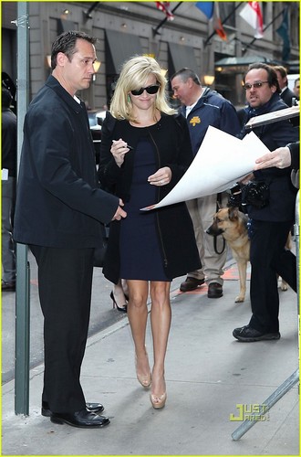  Reese Witherspoon: Good Morning America!