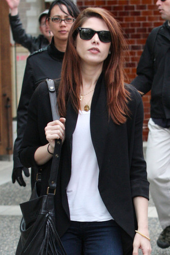  Ashley Greene spends time with her on-screen 'Twilight' boyfriend, Jackson Rathbone