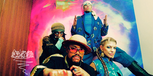 Black Eyed Peas - Signature