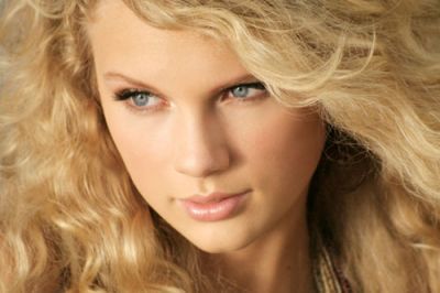  Taylor - Gorgeous Photoshoots