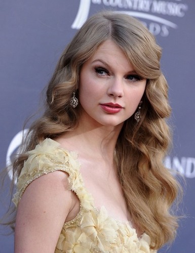 Taylor Swift 46th academy country music awred