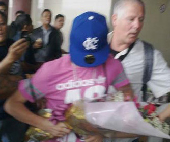  Justin and Selena Arrived in Indonesia.