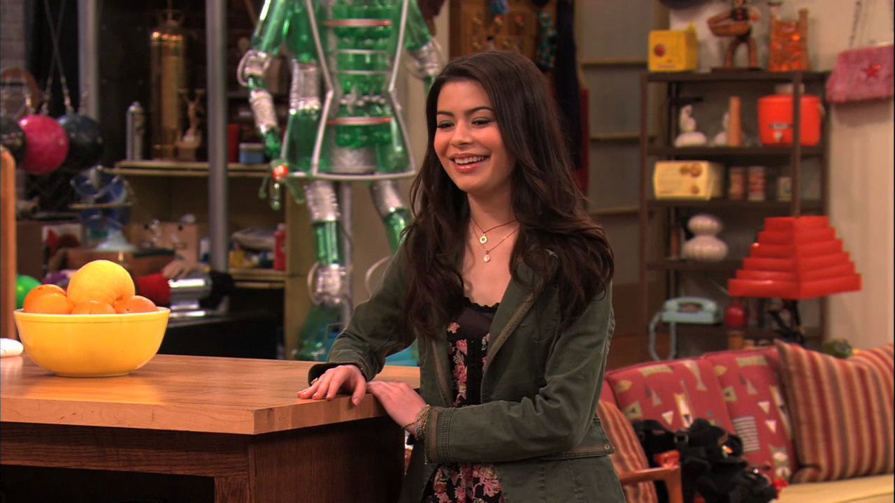 Image of iCarly - 4x01 - iGot a Hot Room for অনুরাগী of iCarly. 