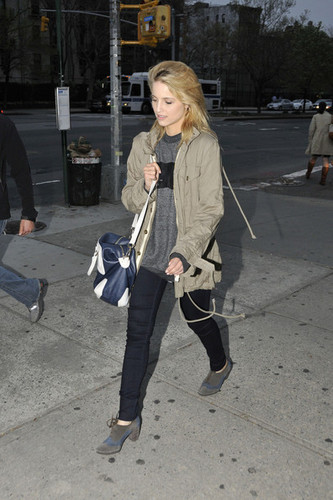  Diana Agron Out And About In New York