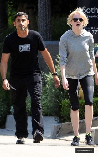  Emma Stone Jogging With Trainer in Los Angeles on 04/22 Candids