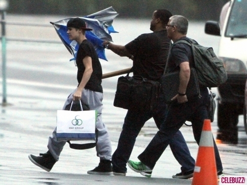  G’Day Mate! Justin Bieber Invades Brisbane