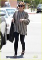 Miley Cyrus: L.A. Lunch Lady - miley-cyrus photo
