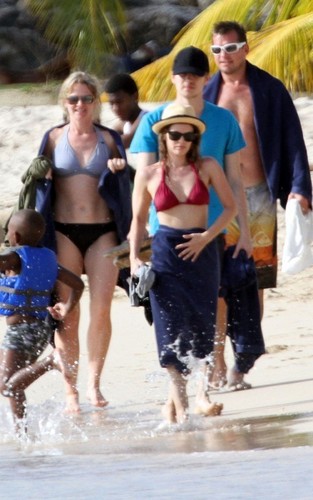  Rachel & Hayden out in Barbados