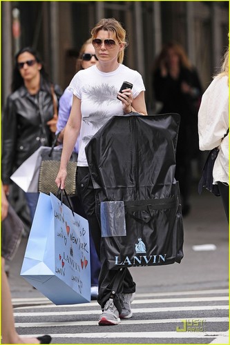 Ellen Pompeo: Lanvin Shopper in NYC!