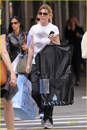 Ellen Pompeo: Lanvin Shopper in NYC!