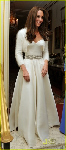  Kate Middleton: saat Wedding Dress!