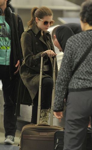 New photos of Anna in LAX