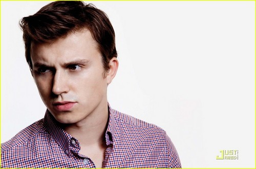  Kenny Wormald Is An 'August Man'