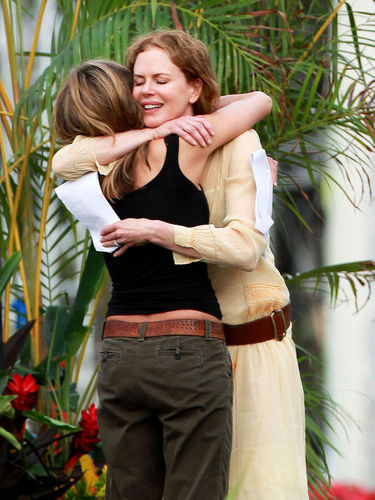  Nicole Kidman & Jennifer Aniston ‘Just Go With It’-photo