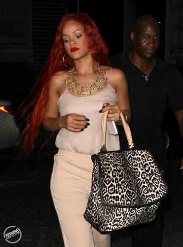  Rihanna - Arriving back at her hotel in New York City - May 3, 2011