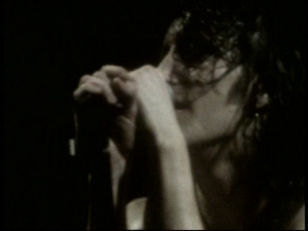 Hurt (live) - Nine Inch Nails Image (21820365) - Fanpop