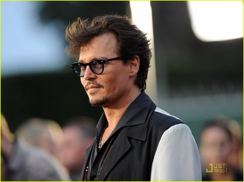  Johnny Depp: 'Pirates' Premiere at Disneyland!