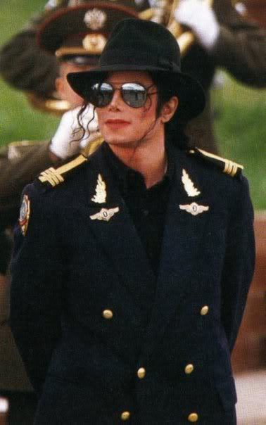 Michael-Jackson-rare-niks95-michael-jackson-21809429-378-604.jpg