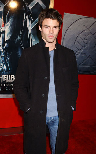  Daniel Gillies "Hellboy" Los Angeles Premiere
