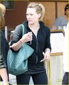 Hilary out in Beverly Hills - hilary-duff photo