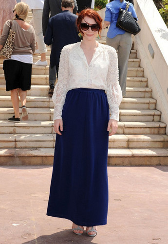  New các bức ảnh of Bryce at Cannes 2011 - "Restless" Photocall.