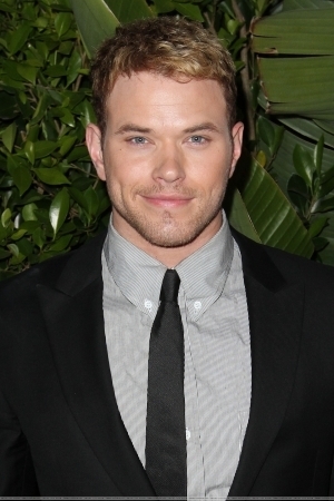 New photos of Kellan at Southern Style St Bernard Project Event - 11 May 2011