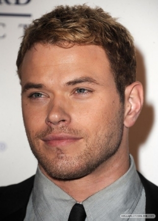 New photos of Kellan at Southern Style St Bernard Project Event - 11 May 2011