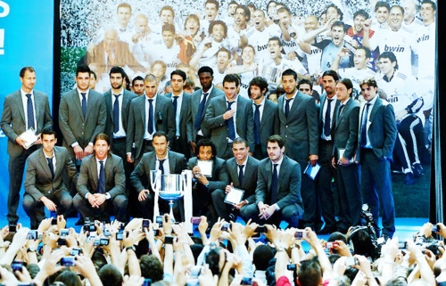 Real Madrid offer the King's Cup to all Madridistas
