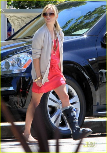 Reese Witherspoon: Medical Boot in Beverly Hills
